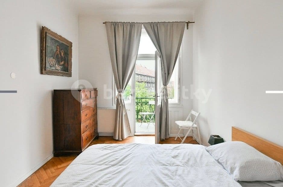 3 bedroom flat to rent, 85 m², Slavíkova, Prague, Prague