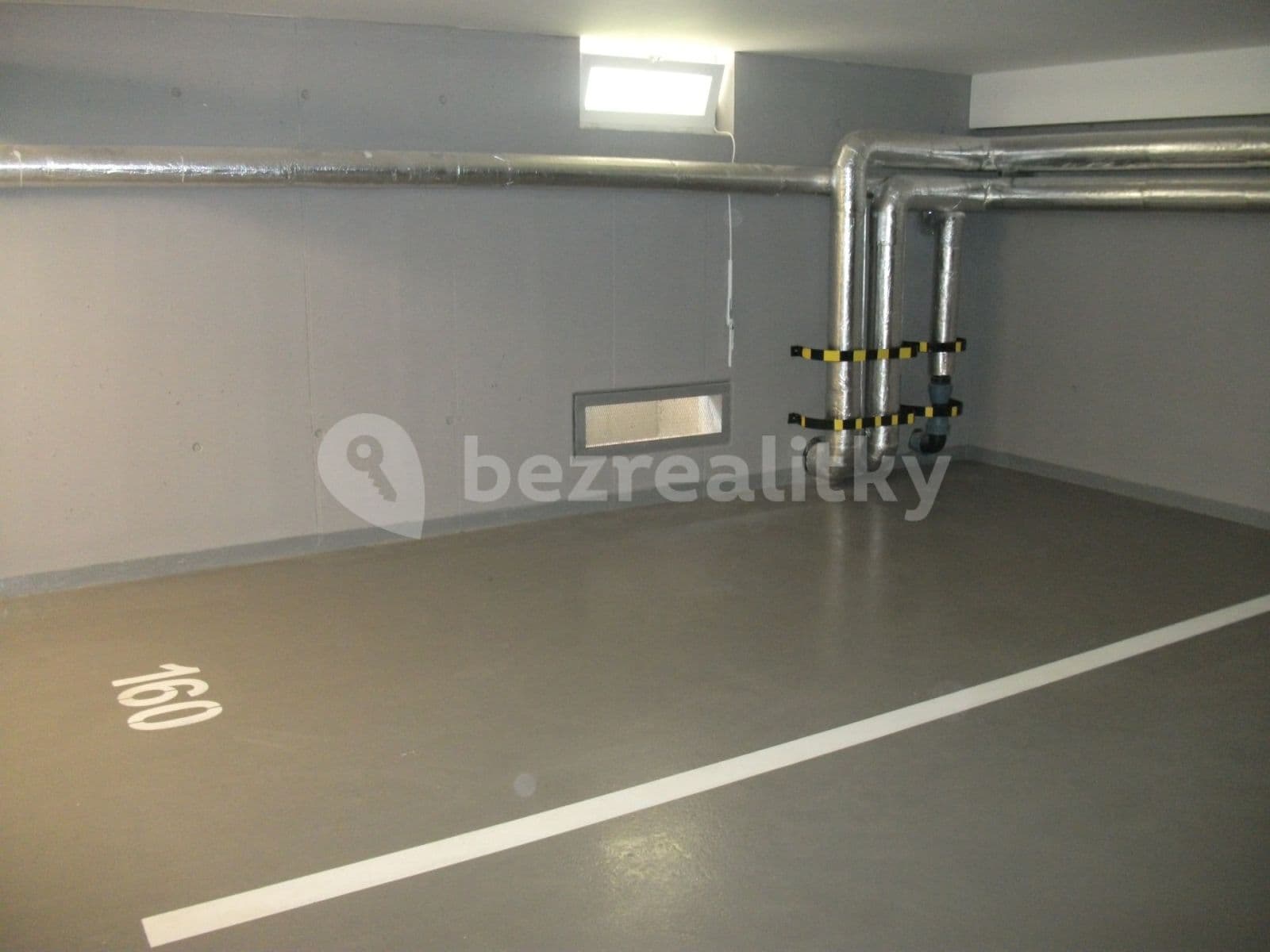 garage to rent, 18 m², Jurkovičova, Prague, Prague