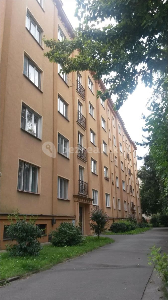 2 bedroom flat to rent, 65 m², Herálecká III, Prague, Prague