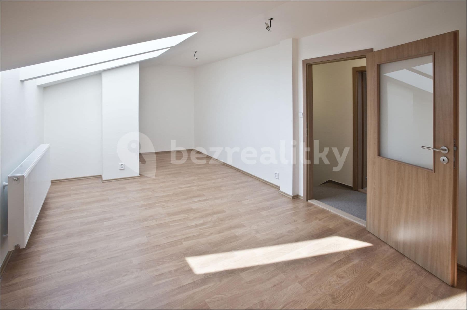 2 bedroom with open-plan kitchen flat to rent, 78 m², Argentinská, Prague, Prague