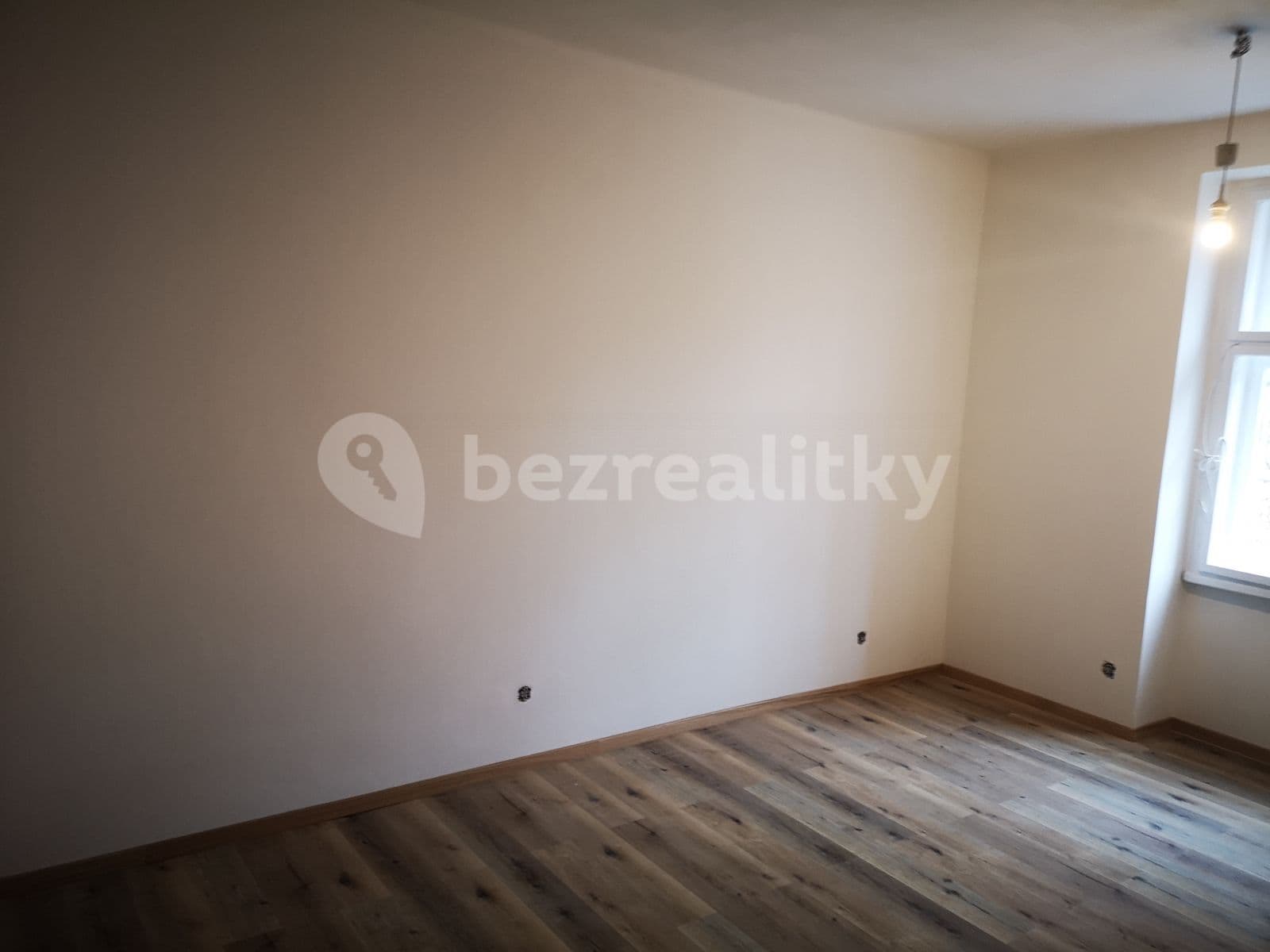 Studio flat to rent, 29 m², Novovysočanská, Prague, Prague