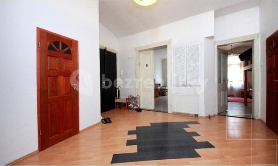 3 bedroom flat to rent, 106 m², Lesnická, Prague, Prague