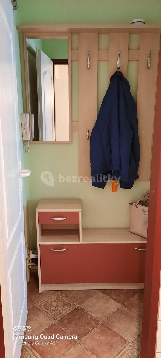 Small studio flat to rent, 22 m², Větrná, Ústí nad Labem, Ústecký Region