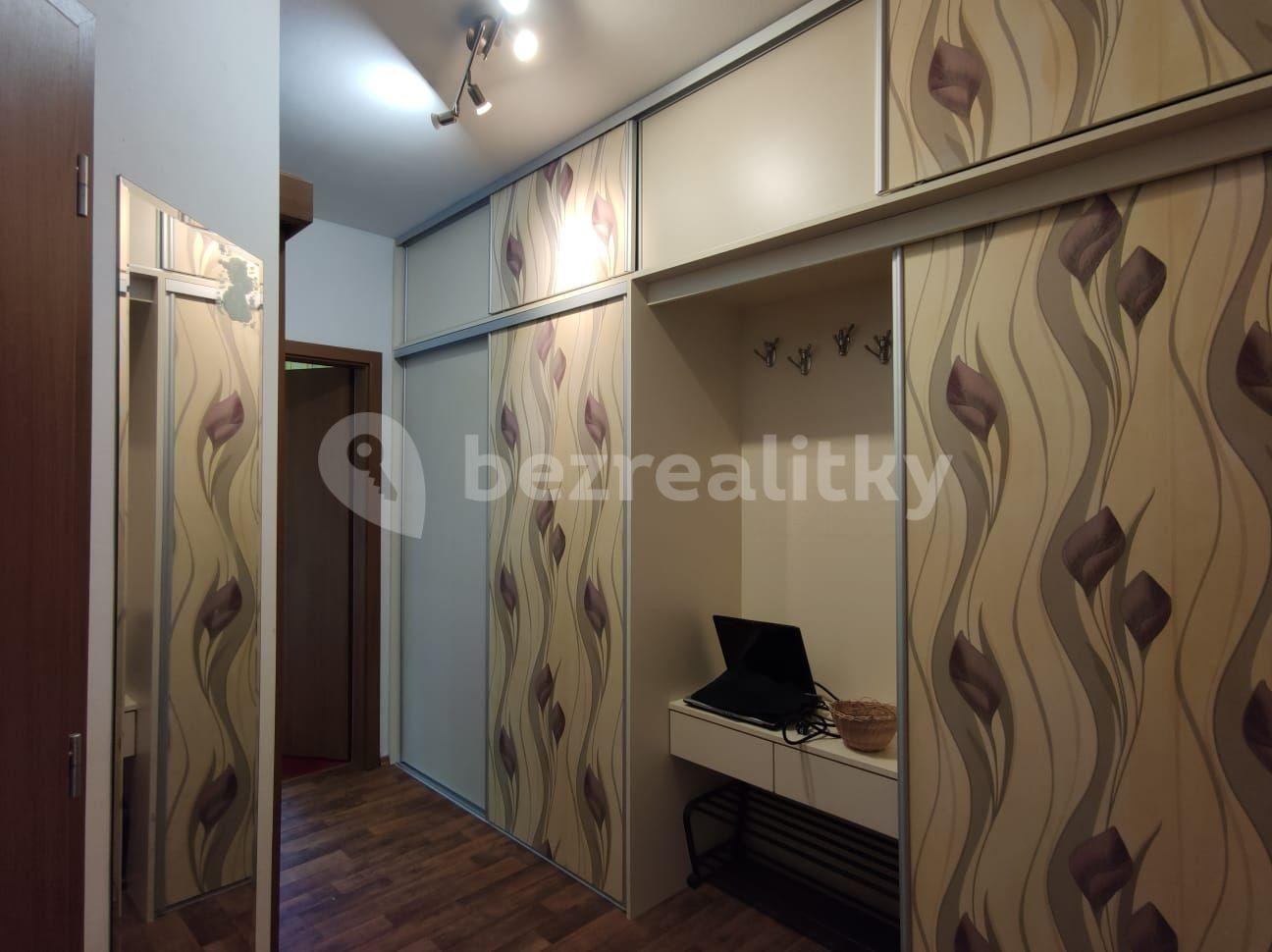 3 bedroom flat to rent, 74 m², Urxova, Olomouc, Olomoucký Region