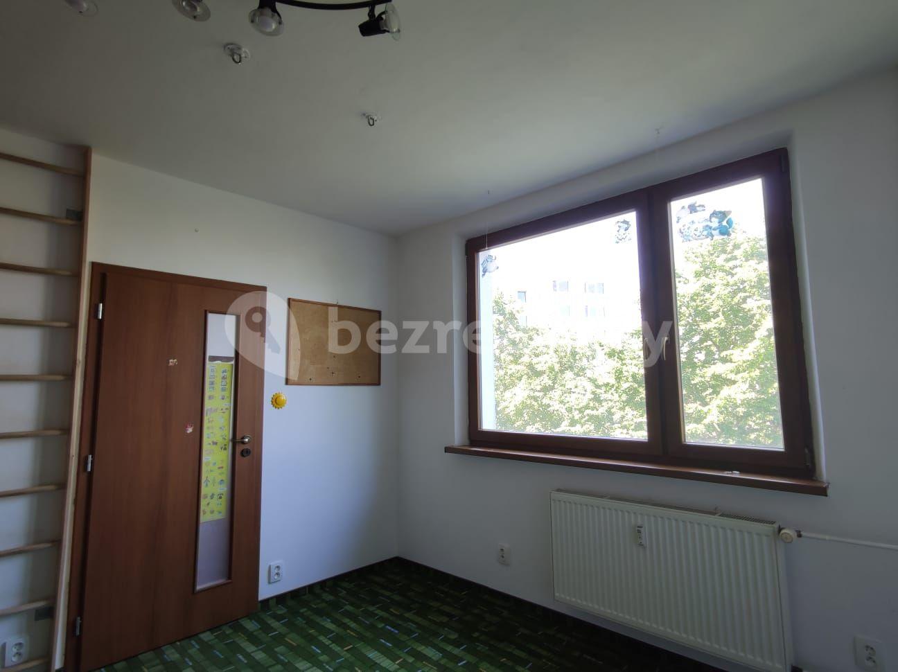 3 bedroom flat to rent, 74 m², Urxova, Olomouc, Olomoucký Region