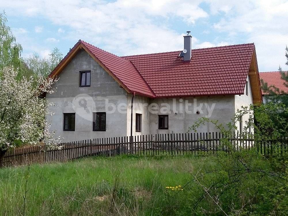 recreational property to rent, 0 m², Dobřeň, Středočeský Region
