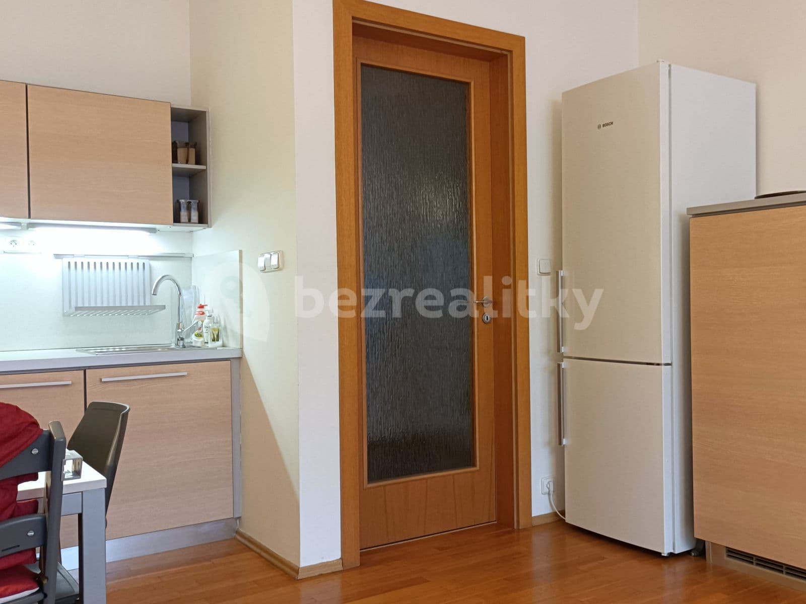 1 bedroom with open-plan kitchen flat to rent, 63 m², Nedvědovo náměstí, Prague, Prague