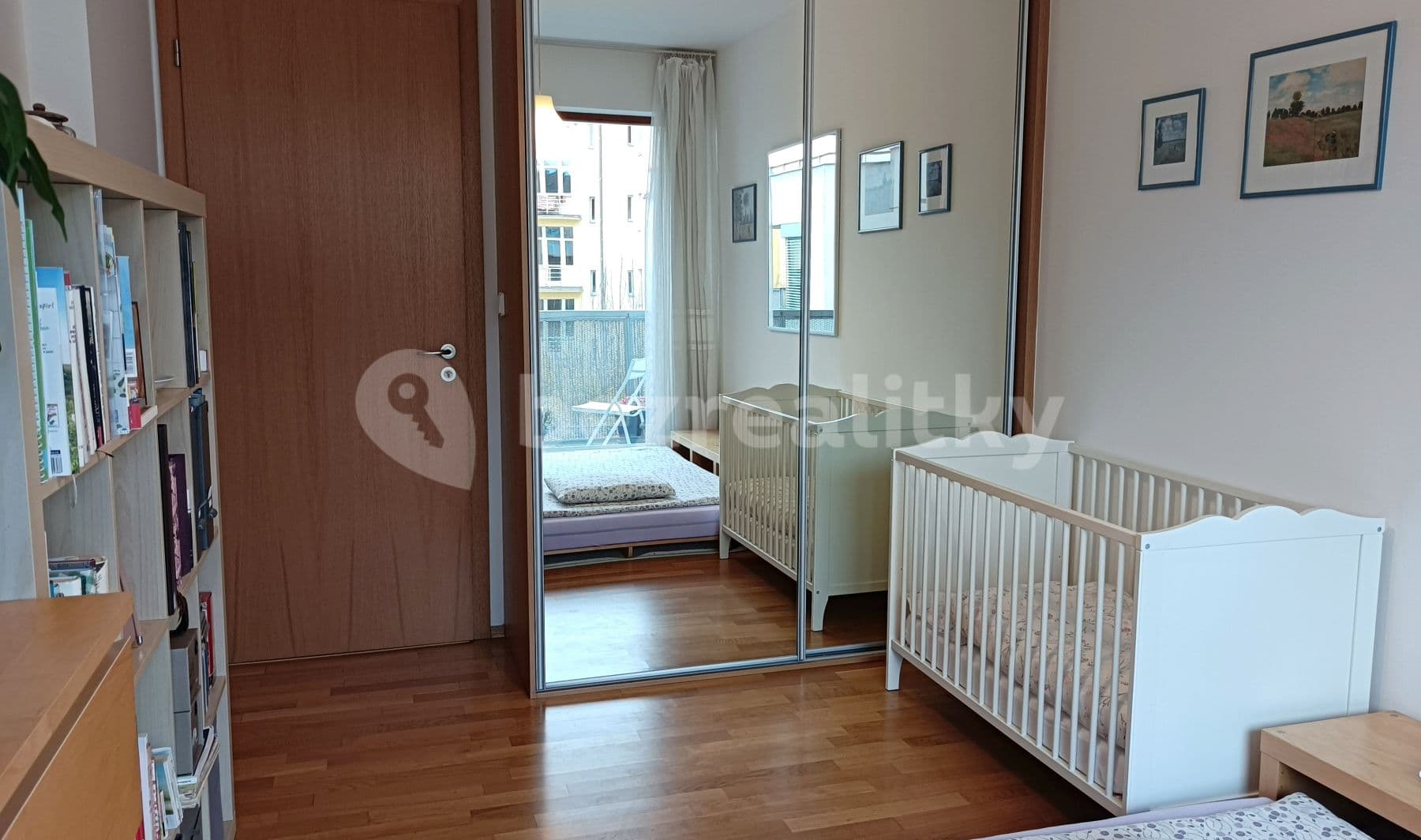 1 bedroom with open-plan kitchen flat to rent, 63 m², Nedvědovo náměstí, Prague, Prague