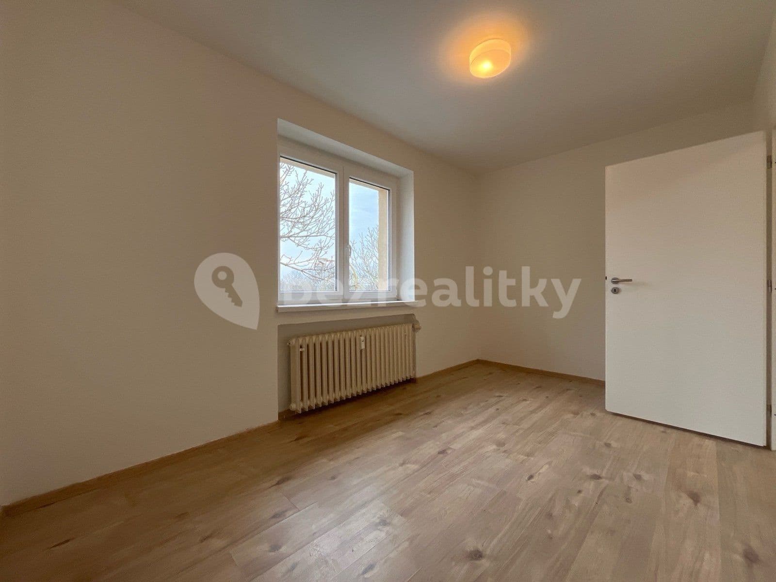 1 bedroom with open-plan kitchen flat to rent, 37 m², U Nádraží, Havířov, Moravskoslezský Region