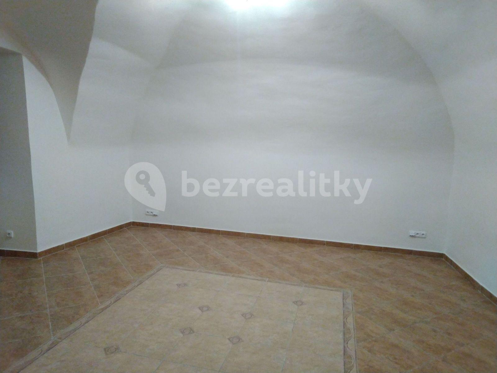 non-residential property to rent, 30 m², Kynského, Slaný, Středočeský Region