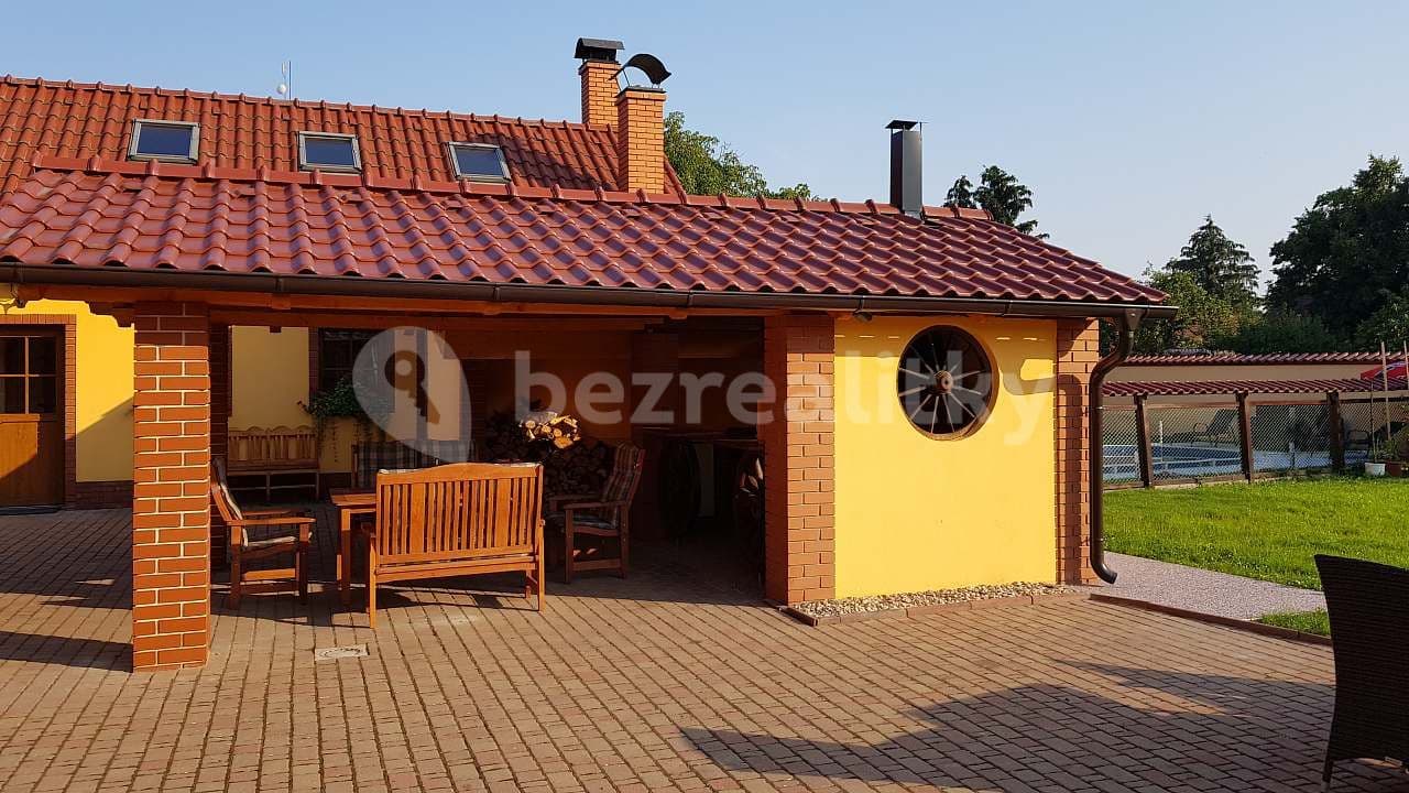 recreational property to rent, 0 m², Třebestovice, Středočeský Region