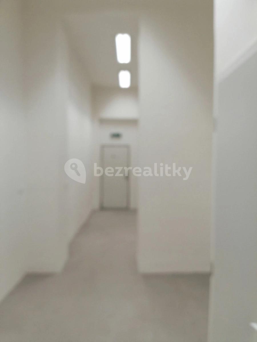 non-residential property to rent, 35 m², Hlavní třída, Havířov, Moravskoslezský Region