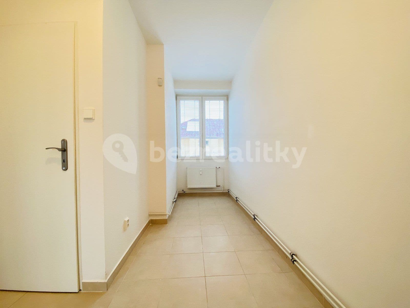 1 bedroom with open-plan kitchen flat to rent, 46 m², Boháčova, Ostrava, Moravskoslezský Region