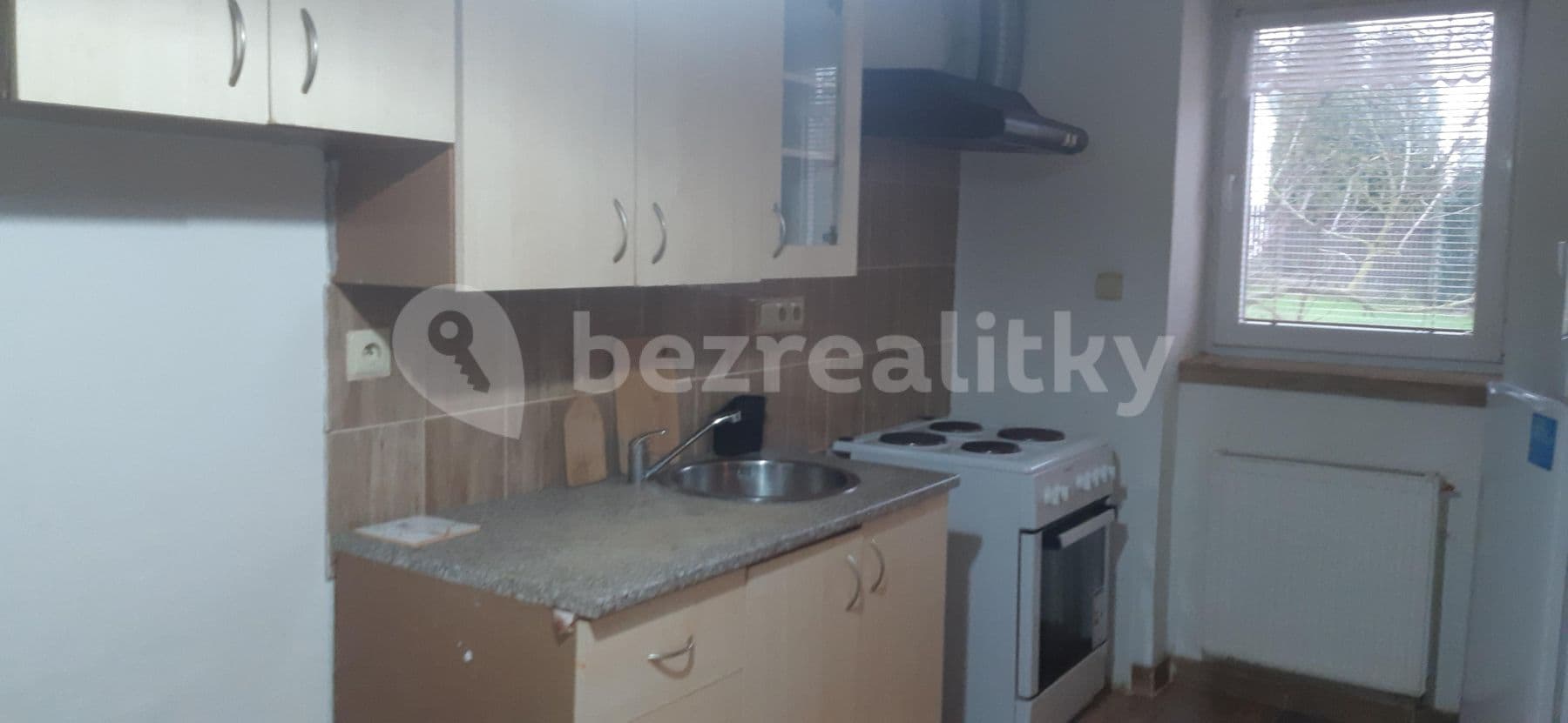 1 bedroom with open-plan kitchen flat to rent, 38 m², Bechyně, Jihočeský Region