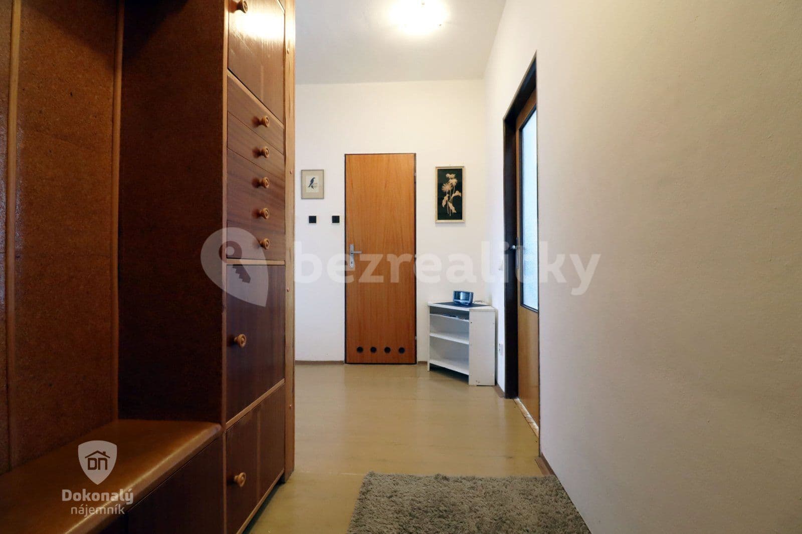 2 bedroom flat to rent, 71 m², Na Mlejnku, Prague, Prague