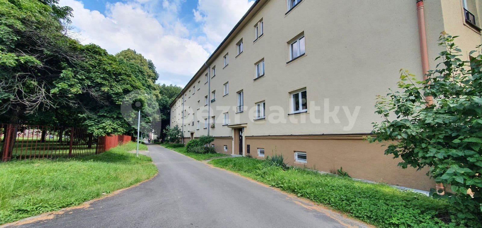 1 bedroom with open-plan kitchen flat to rent, 45 m², Klimšova, Havířov, Moravskoslezský Region