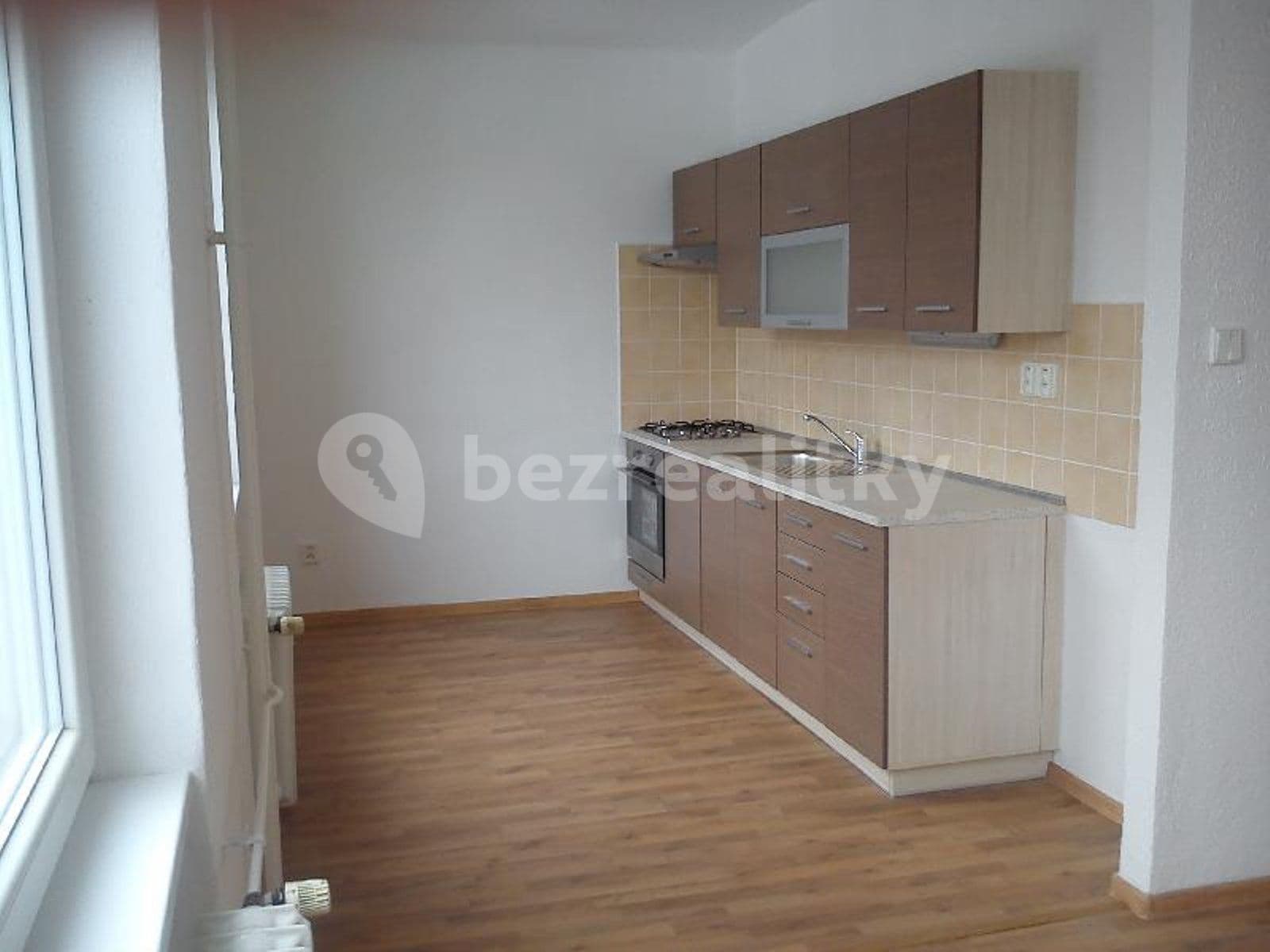 4 bedroom flat to rent, 73 m², Karla Čapka, Havířov, Moravskoslezský Region