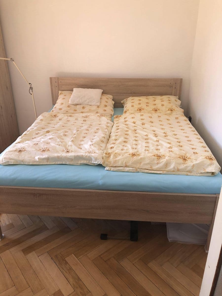 1 bedroom flat to rent, 35 m², Merhautova, Brno, Jihomoravský Region
