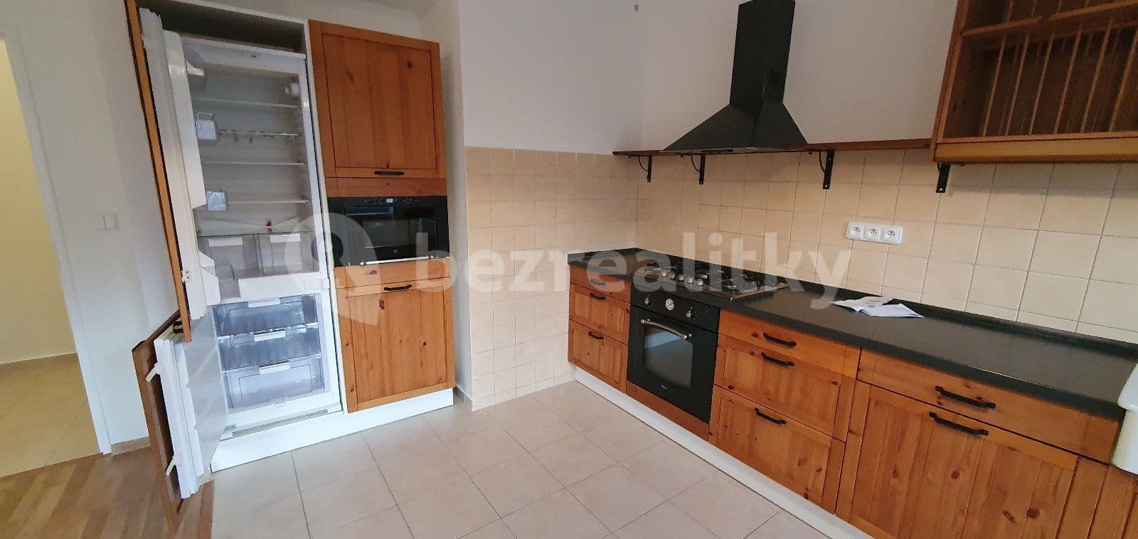 Studio flat to rent, 37 m², Hlavní třída, Havířov, Moravskoslezský Region