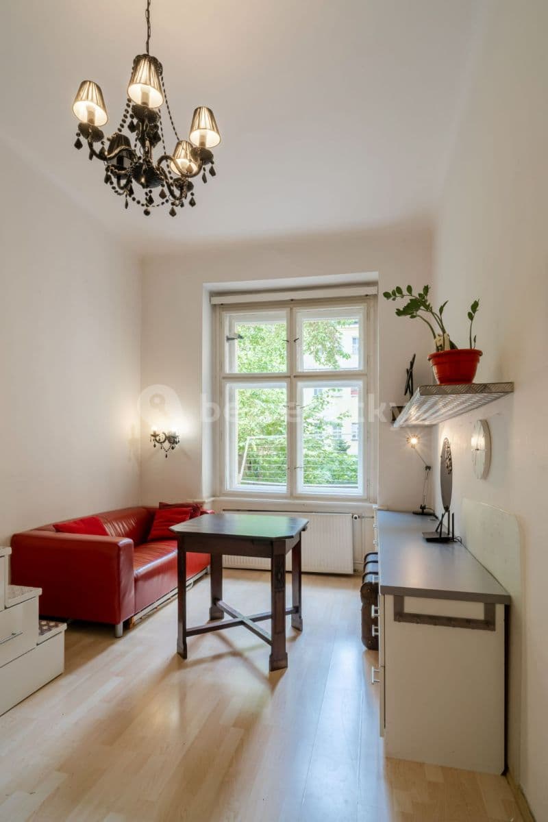 3 bedroom flat for sale, 92 m², Chodská, Prague, Prague