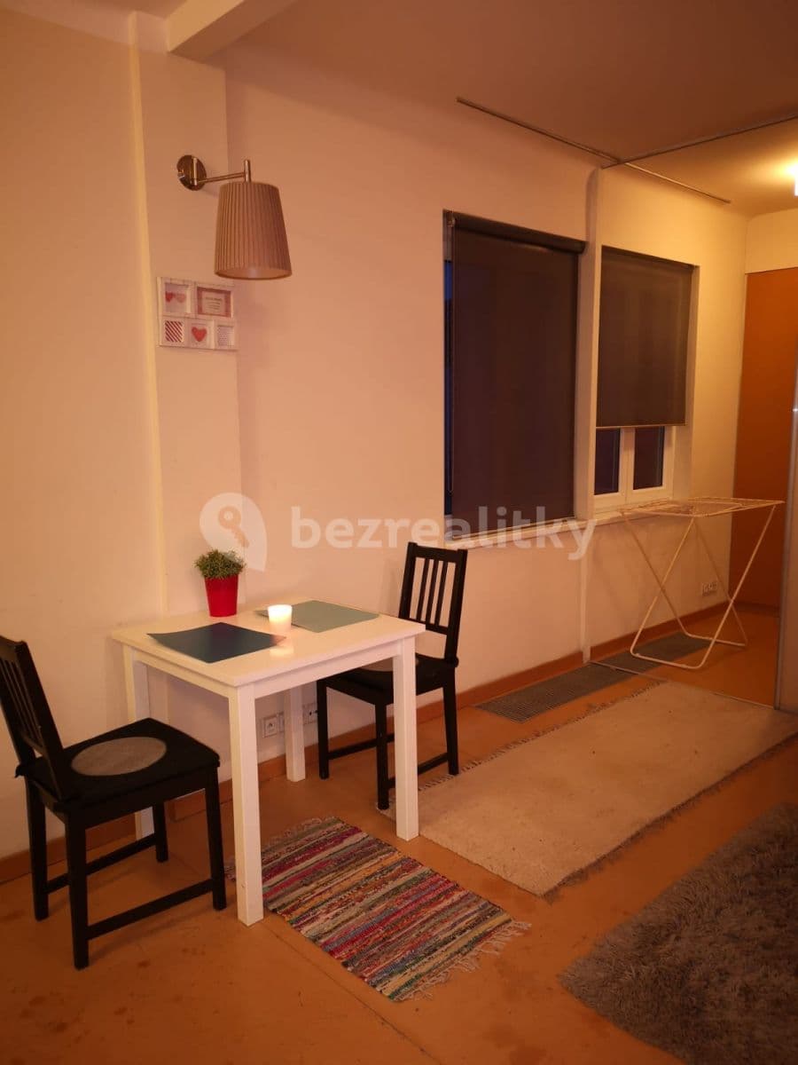 2 bedroom flat to rent, 50 m², Bratislava - mestská časť Staré Mesto, Bratislavský Region