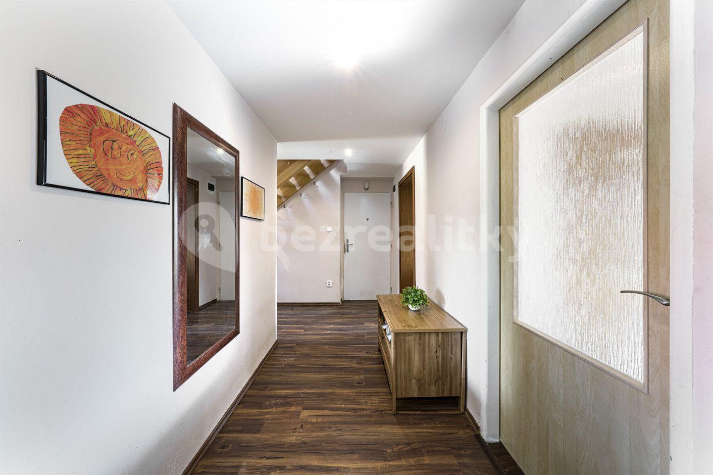 4 bedroom flat for sale, 144 m², U stadionu, Meziboří, Ústecký Region