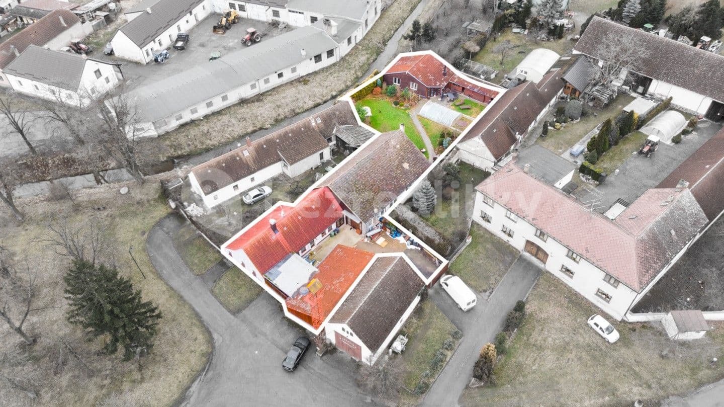 non-residential property for sale, 1,142 m², Na Návsi, Hrdějovice, Jihočeský Region