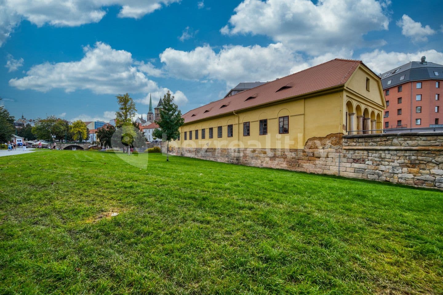 non-residential property for sale, 660 m², sady 5. května, Plzeň, Plzeňský Region