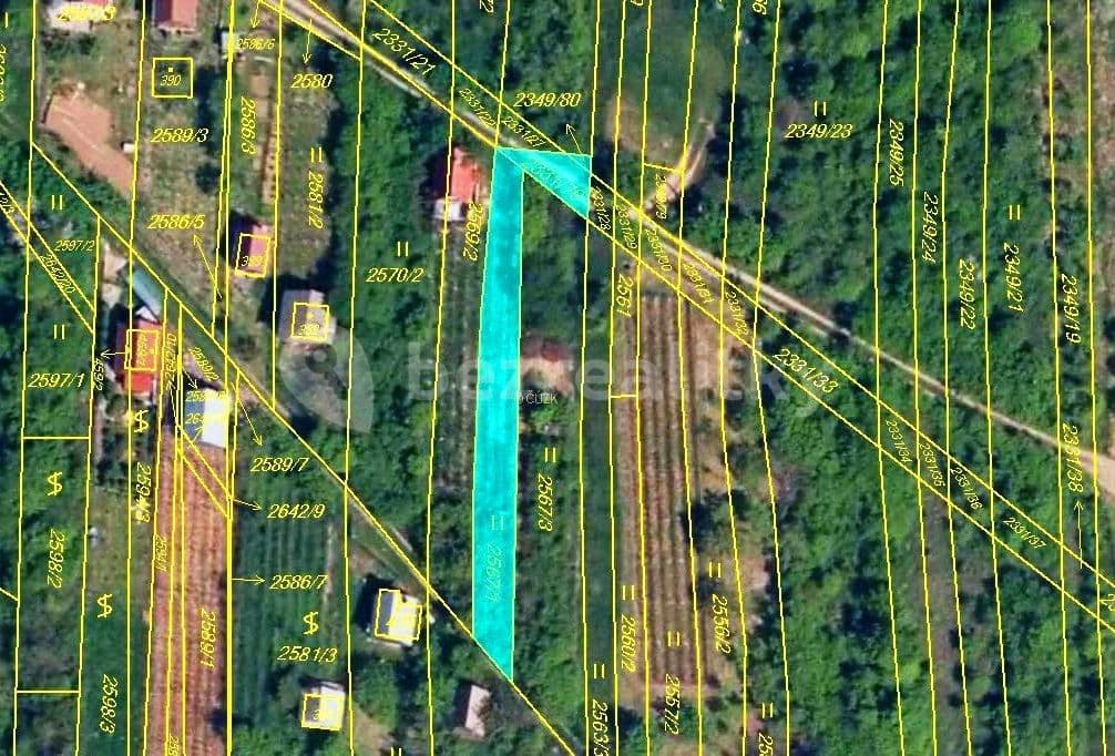 plot for sale, 376 m², Kudlovice, Zlínský Region