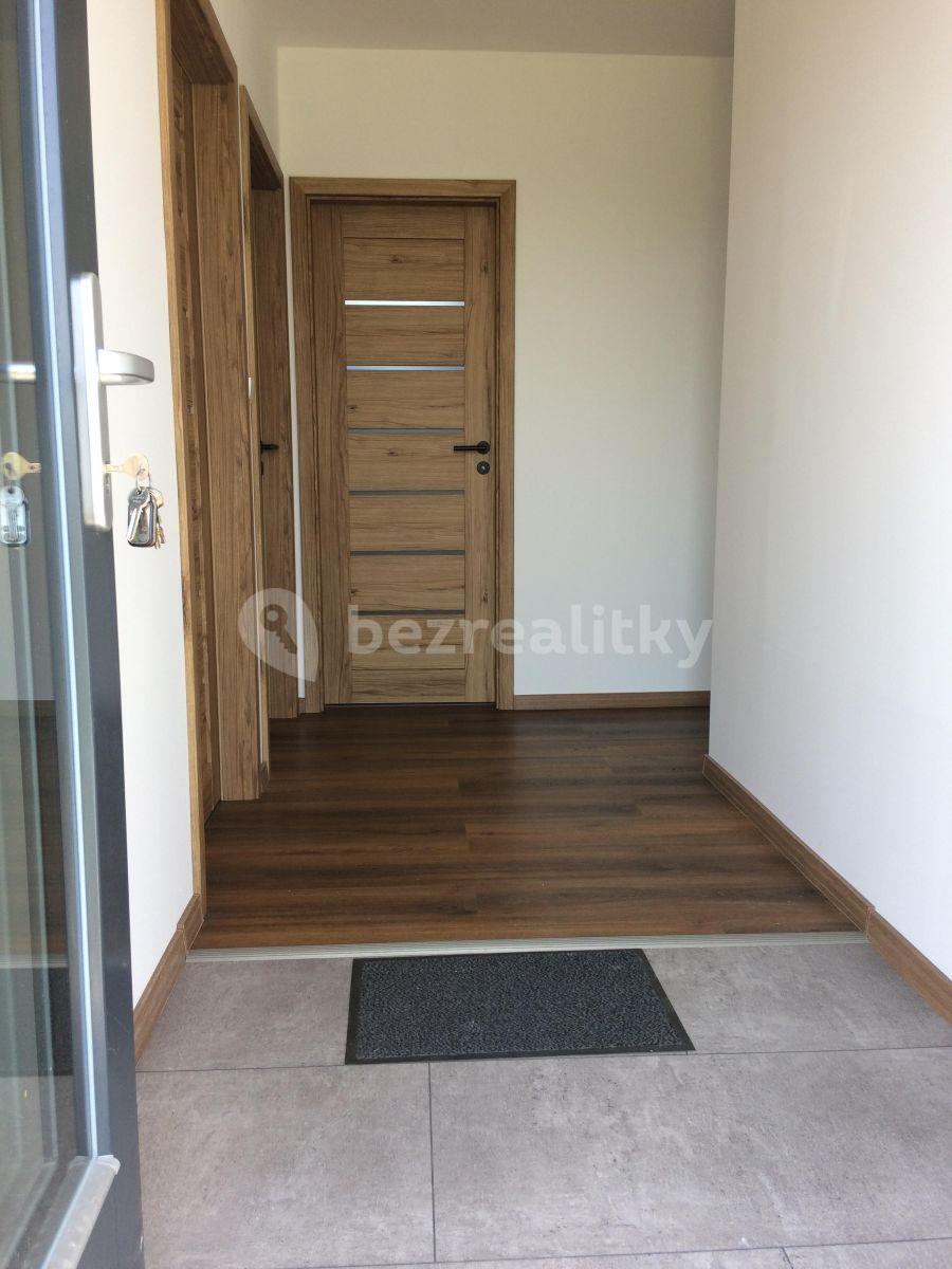 house for sale, 81 m², Krakovany, Středočeský Region