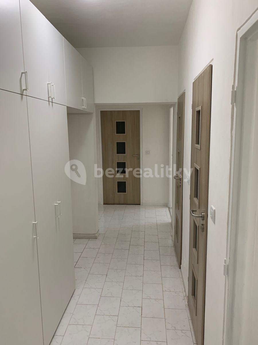 2 bedroom flat to rent, 62 m², Masarykova třída, Orlová, Moravskoslezský Region