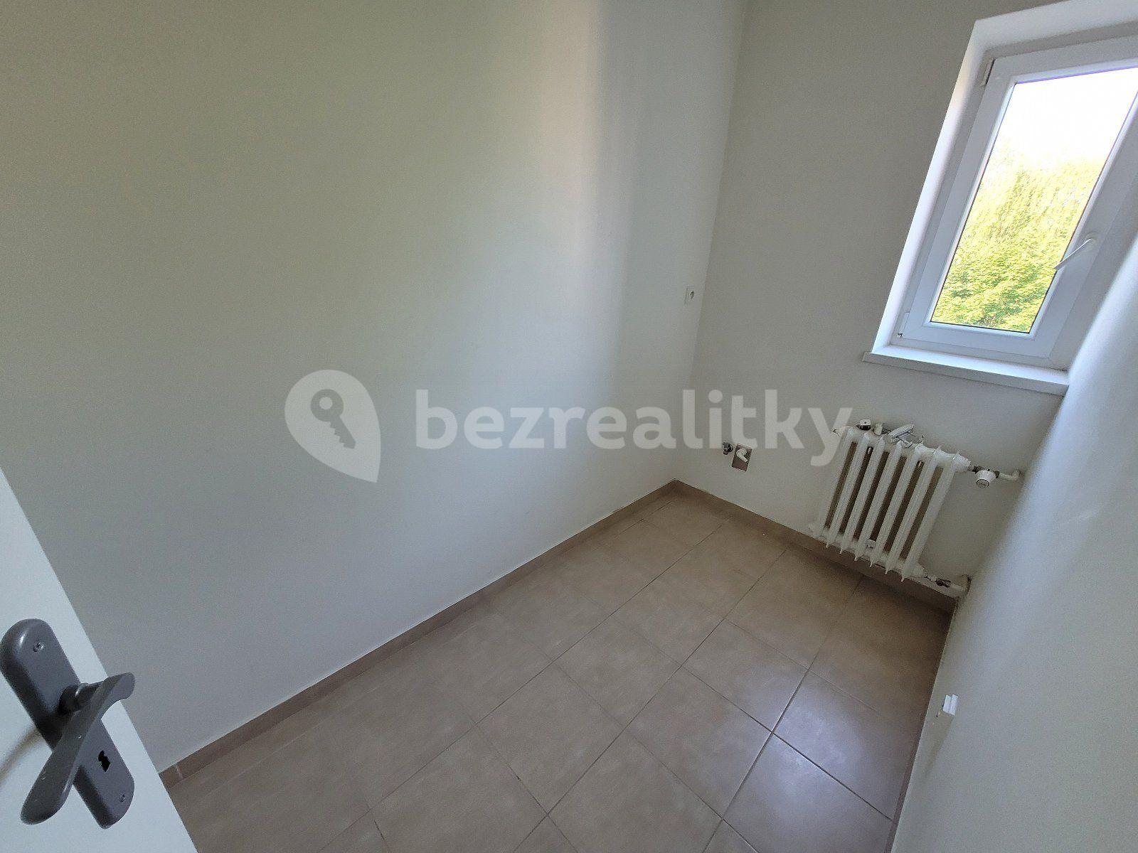 Studio flat to rent, 35 m², tř. Osvobození, Karviná, Moravskoslezský Region