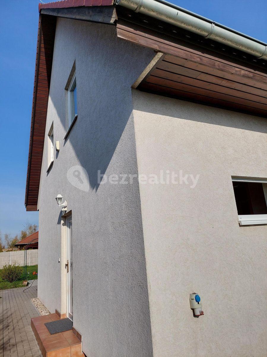 house for sale, 130 m², V Polích, Rostoklaty, Středočeský Region