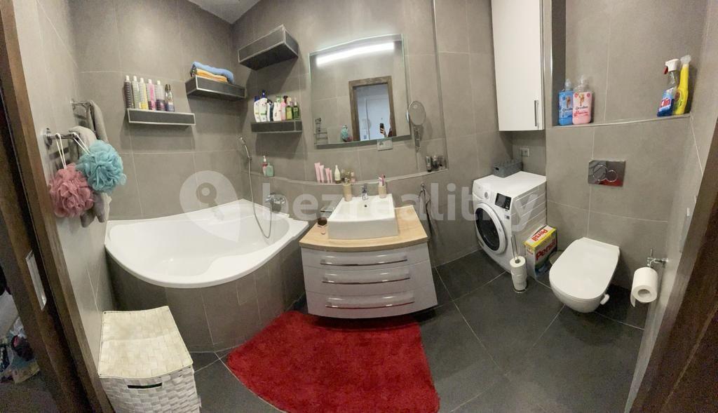 2 bedroom flat to rent, 54 m², Sídliště, Moravský Krumlov, Jihomoravský Region