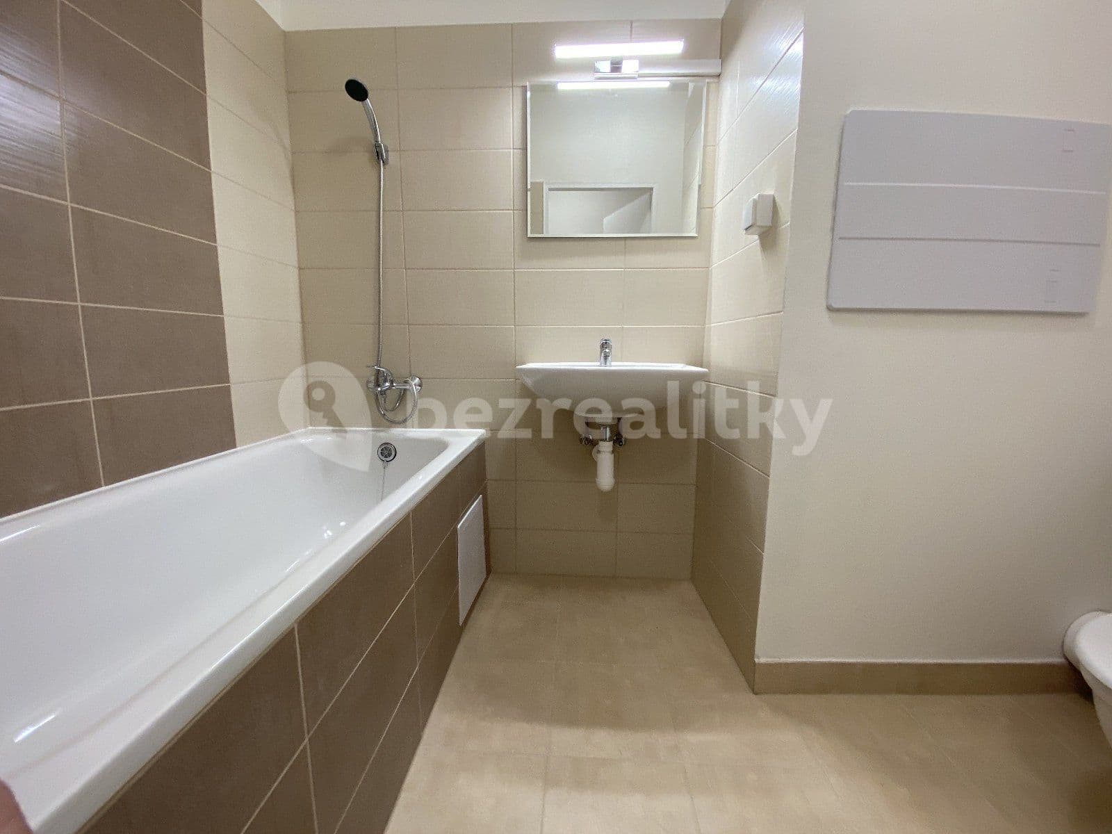 3 bedroom flat to rent, 74 m², Sokola-Tůmy, Český Těšín, Moravskoslezský Region