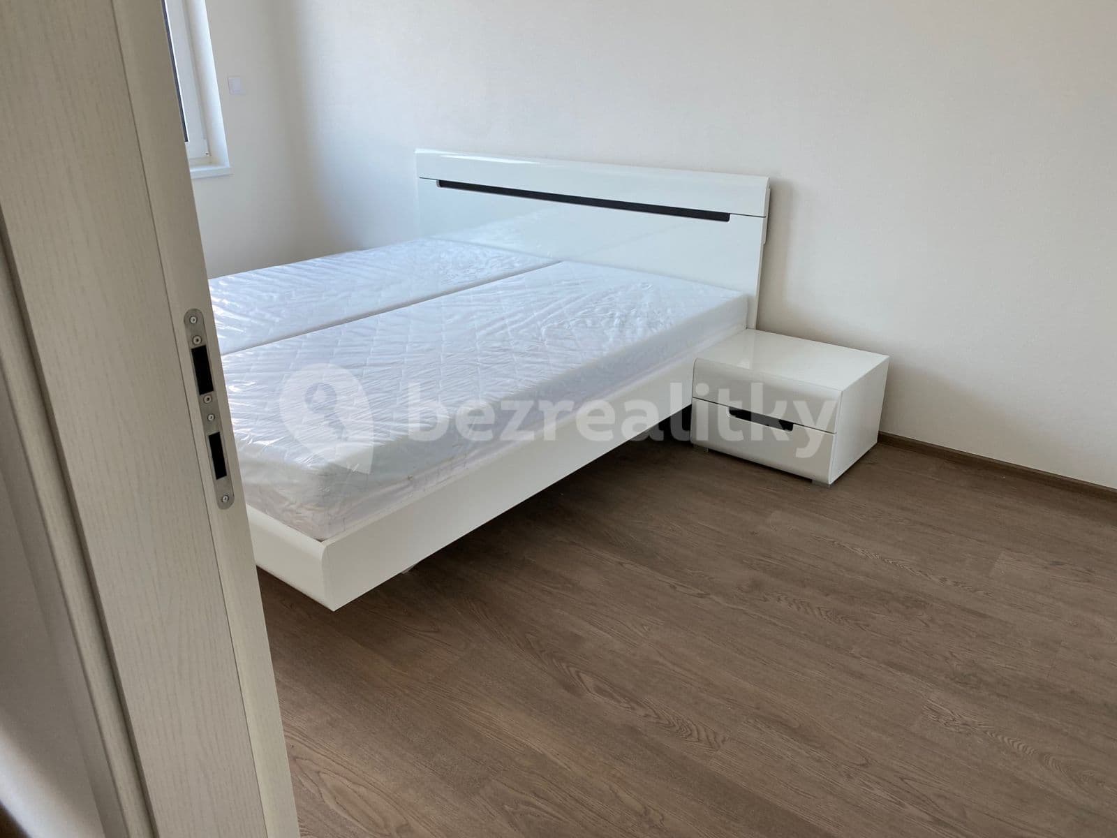 1 bedroom with open-plan kitchen flat to rent, 51 m², K Metru, Prague, Prague