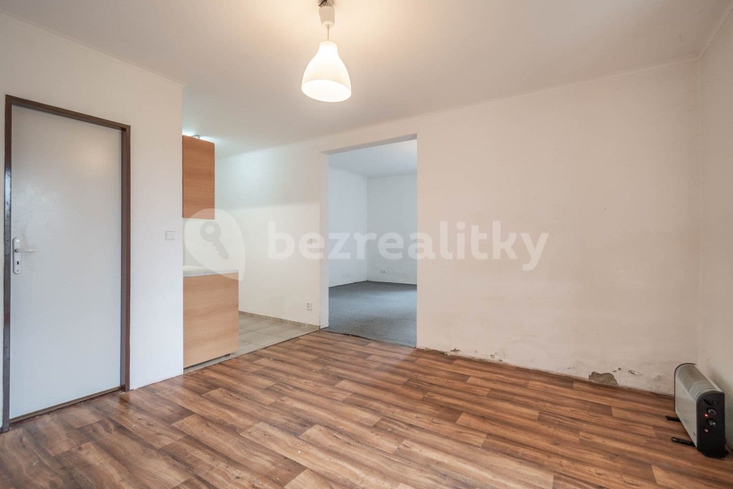 house for sale, 110 m², Kmetiněves, Středočeský Region