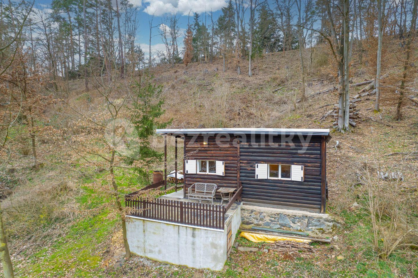 recreational property for sale, 39 m², Klínec, Středočeský Region
