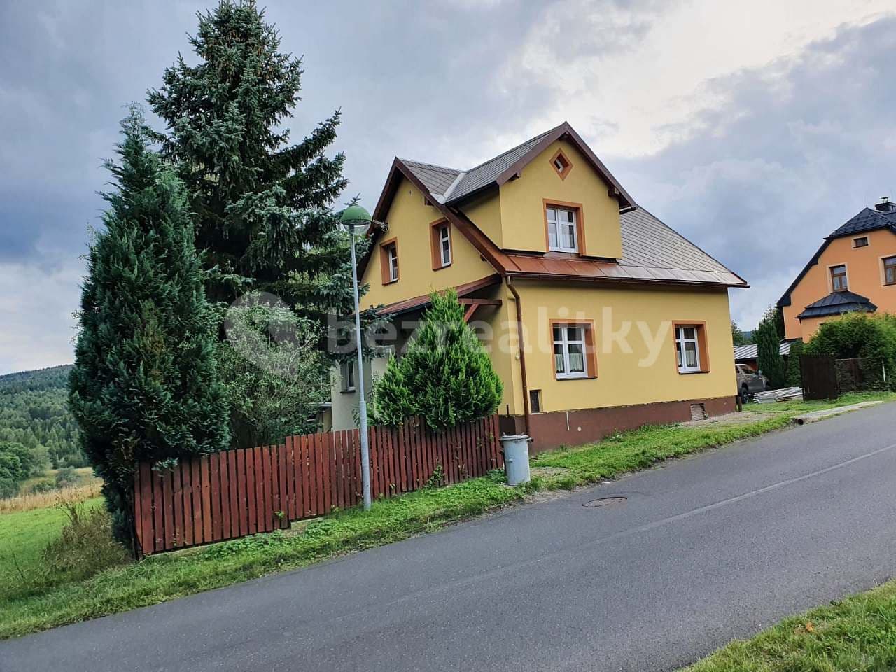 recreational property to rent, 0 m², Kovářská, Ústecký Region
