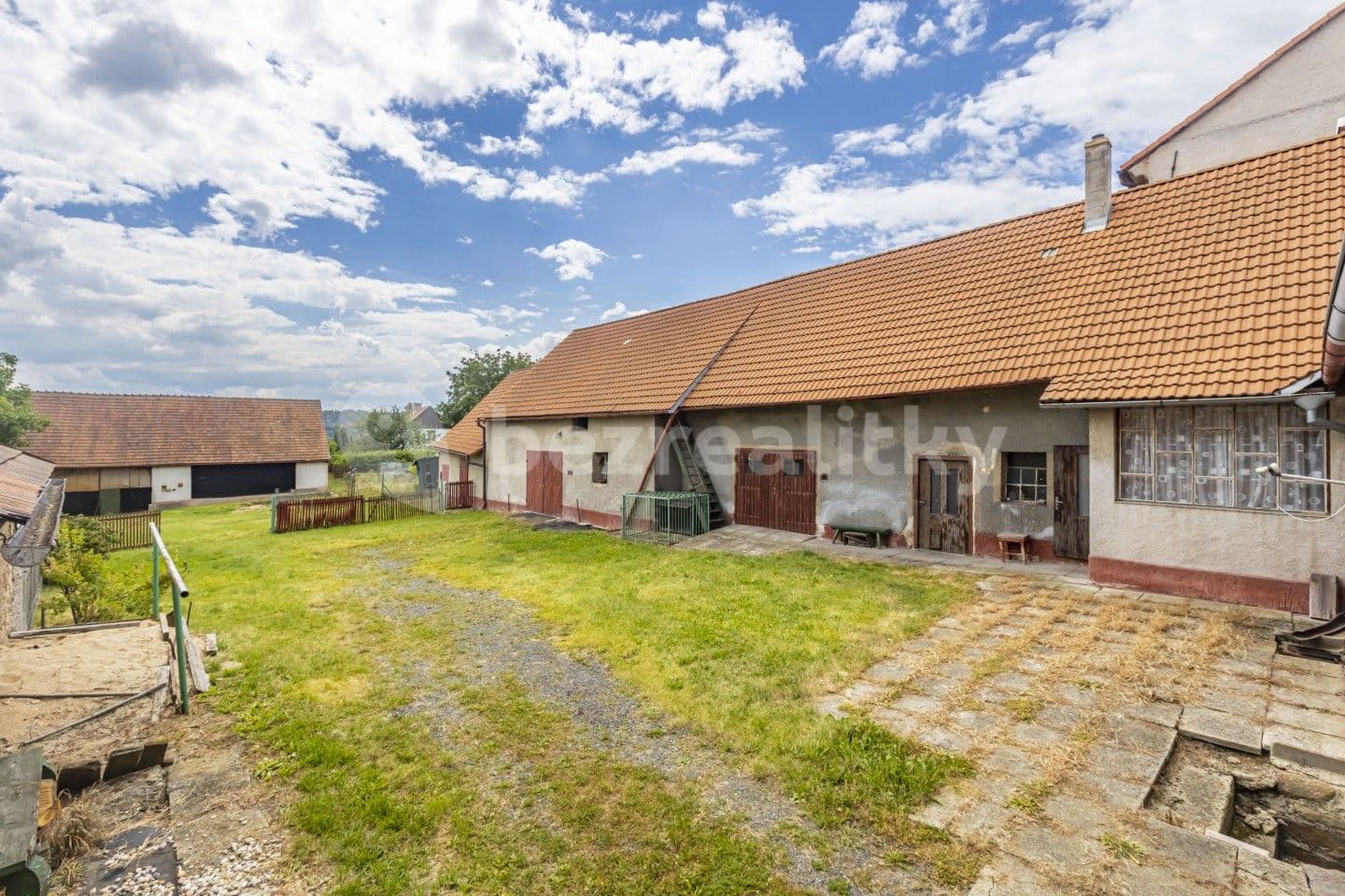 house for sale, 125 m², Pravonín, Středočeský Region