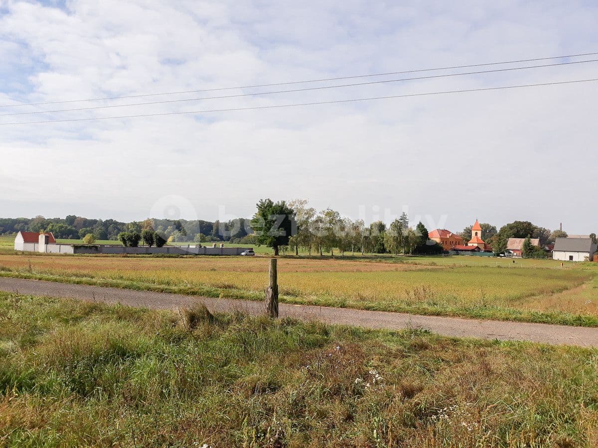 plot for sale, 860 m², Černěves, Ústecký Region