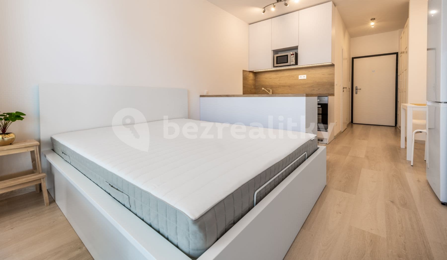 1 bedroom flat to rent, 30 m², Zuzany Chalupovej, Petržalka, Bratislavský Region