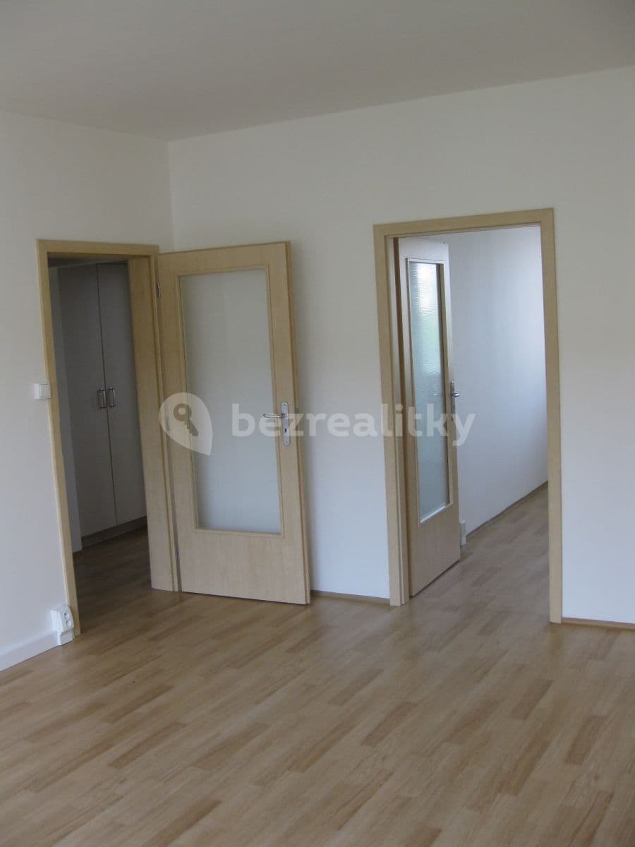 3 bedroom flat to rent, 71 m², Bendlova, Prague, Prague