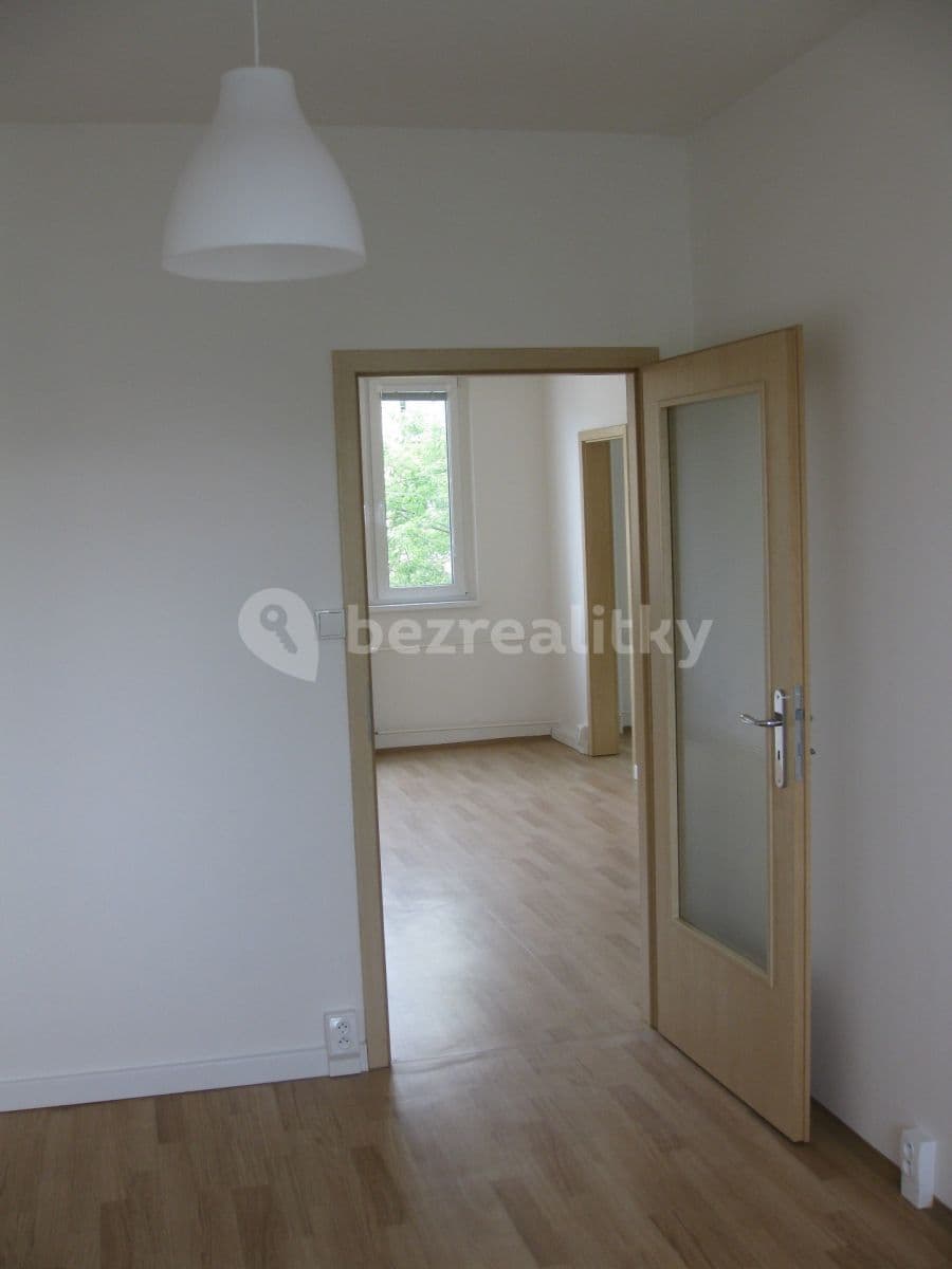 3 bedroom flat to rent, 71 m², Bendlova, Prague, Prague