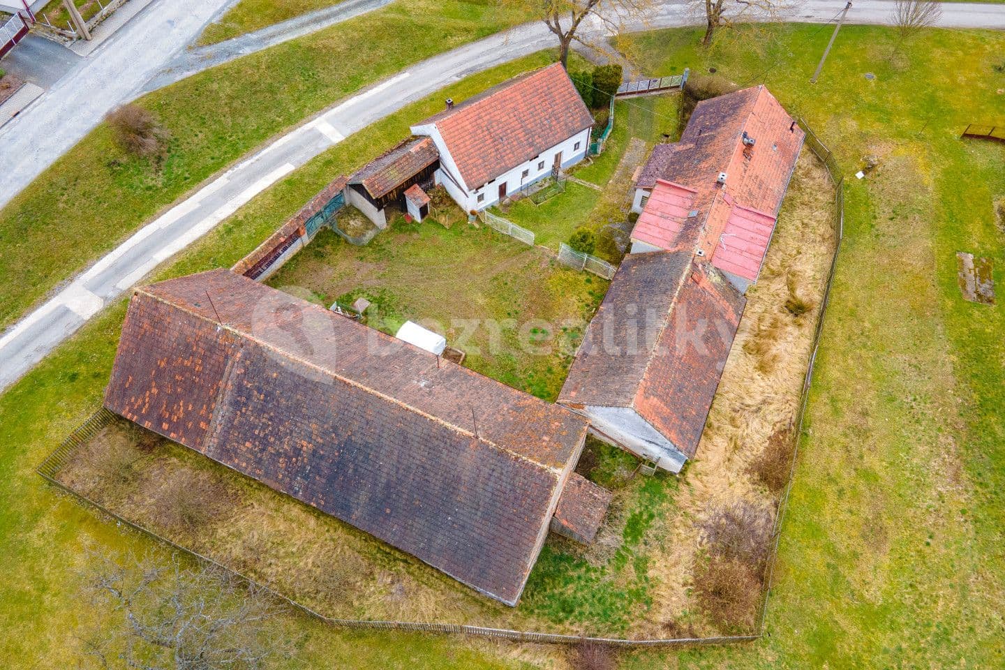 recreational property for sale, 1,618 m², Jarov, Plzeňský Region