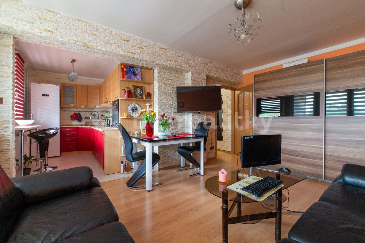 2 bedroom flat for sale, 62 m², Petrohradská, Kladno, Středočeský Region