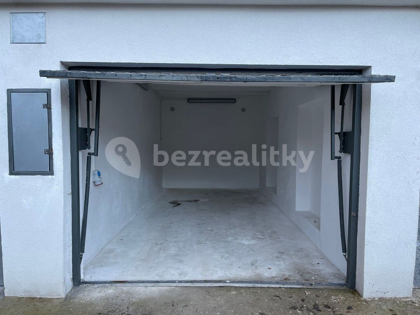 garage for sale, 19 m², Ústí nad Labem, Ústecký Region