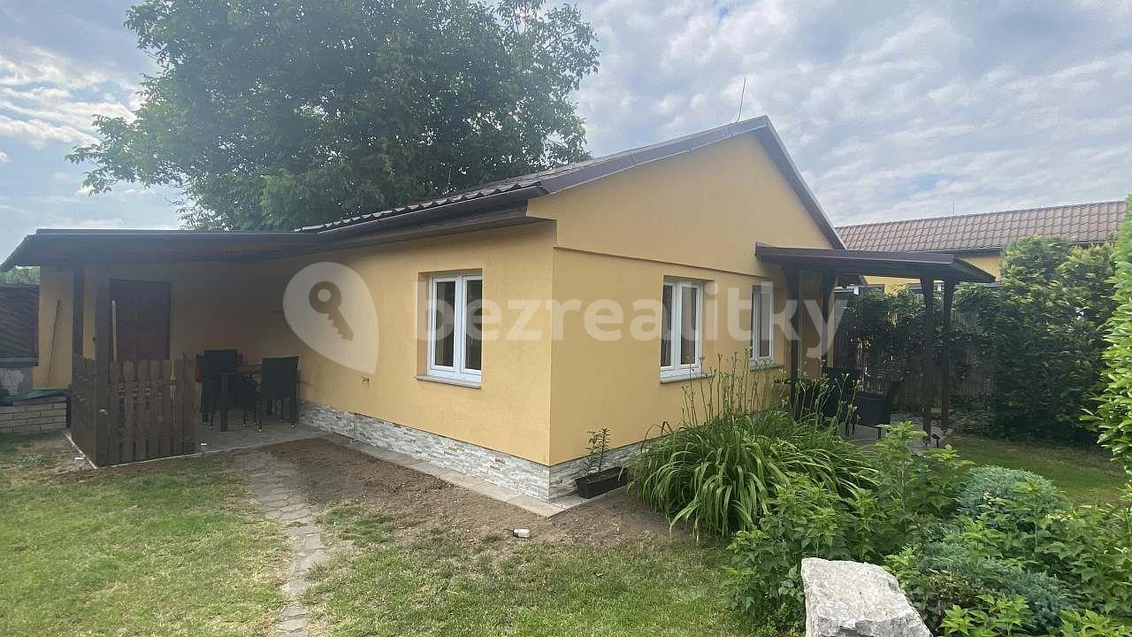 recreational property to rent, 0 m², Řevnice, Středočeský Region