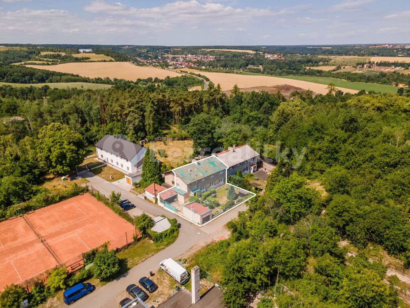 house for sale, 160 m², Vinařice, Středočeský Region