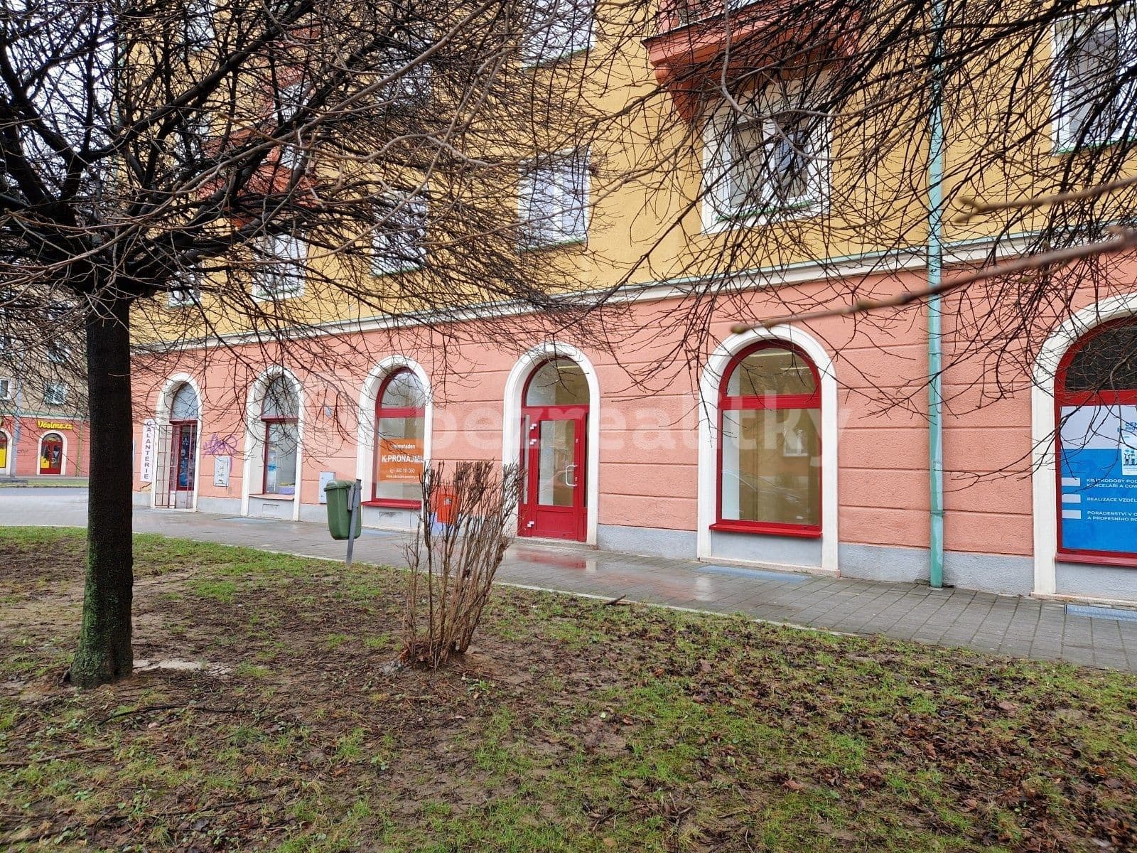 non-residential property to rent, 86 m², Hlavní třída, Havířov, Moravskoslezský Region